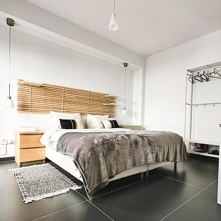 Home Away One Bedroom Apartment In Nicosia Exteriör bild